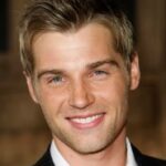 Mike Vogel