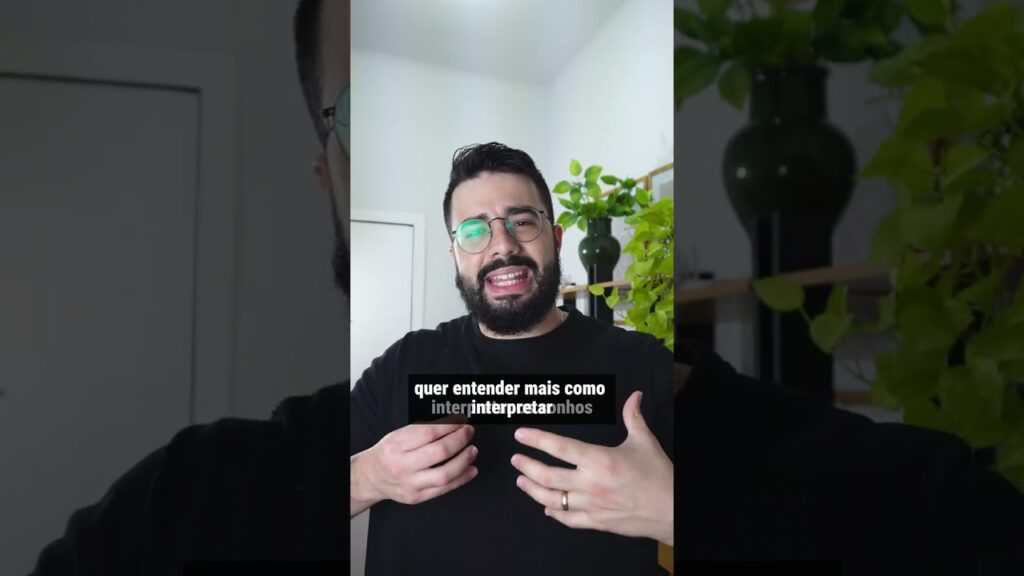 Sonhar com menstruação: Significado bíblico e emocional