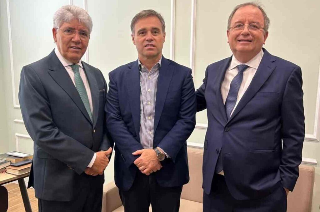 Igreja Presbiteriana de Pinheiros apoia André Mendonça em oração