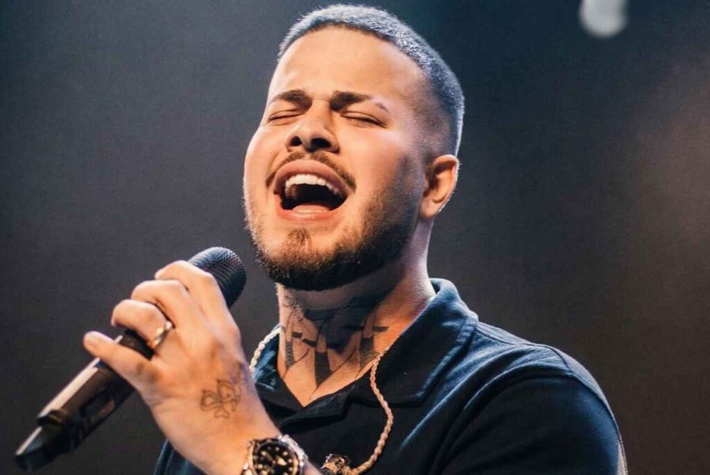 Jottapê se desculpa por sexualizar adolescentes durante carreira no funk