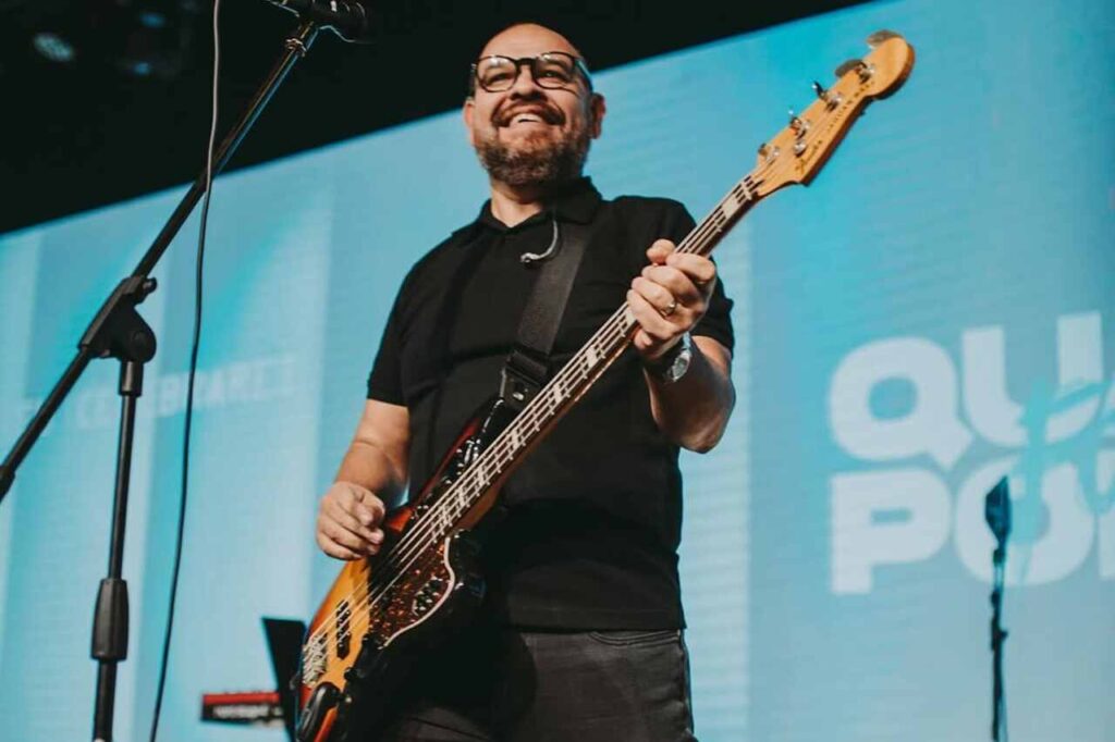 Marcus Sales alerta sobre o uso de IA na música gospel