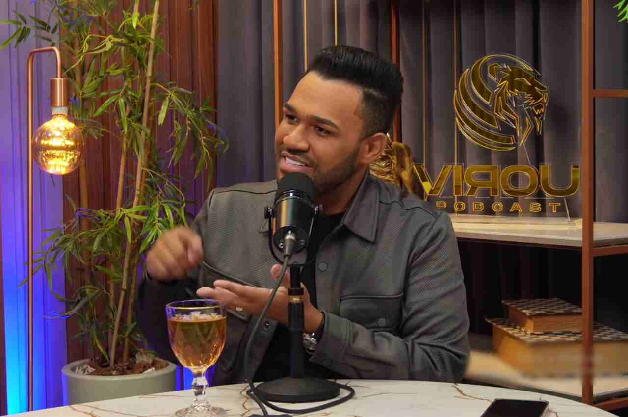 Pastor Elias Gomes e seu método de profecia polêmico