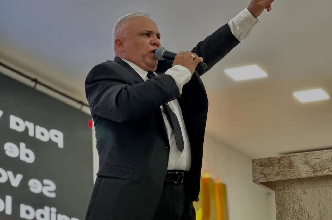 Pastor Ezequias Silva inicia construção de abrigo para idosos