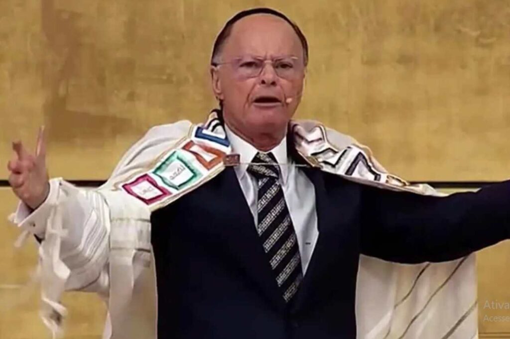 Edir Macedo afirma que fiéis enriqueceram com a Universal