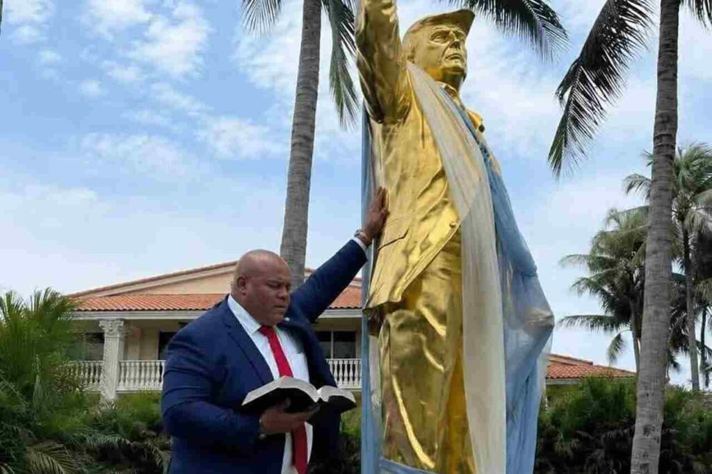 Polêmica com estátua de Trump gera debates sobre idolatria