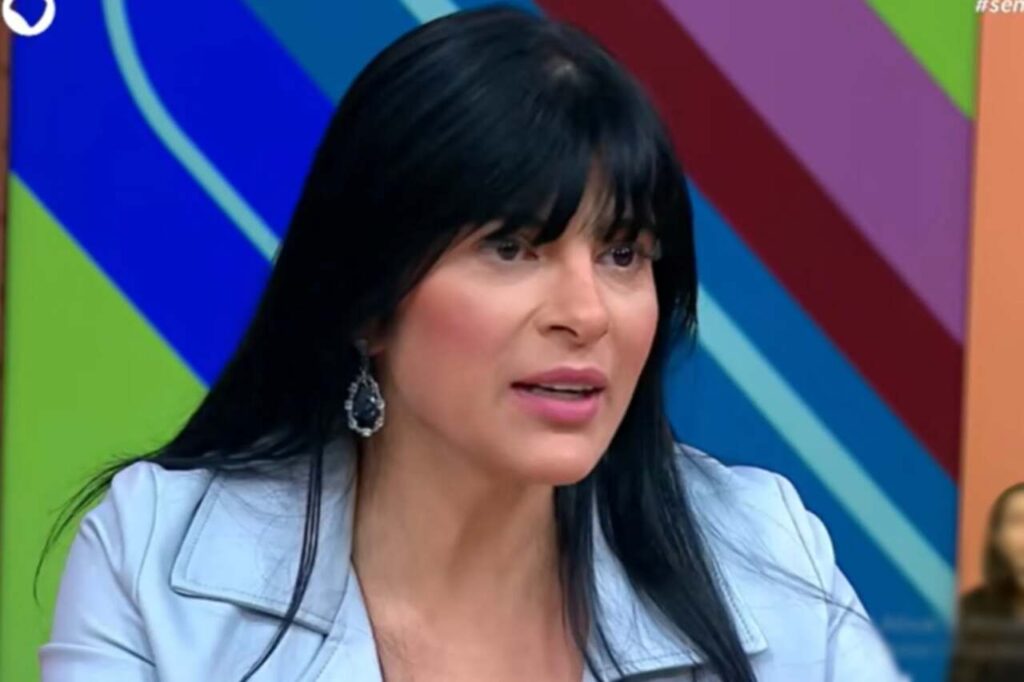 Fernanda Brum Fala Sobre Preconceito e Boicote ao Gospel