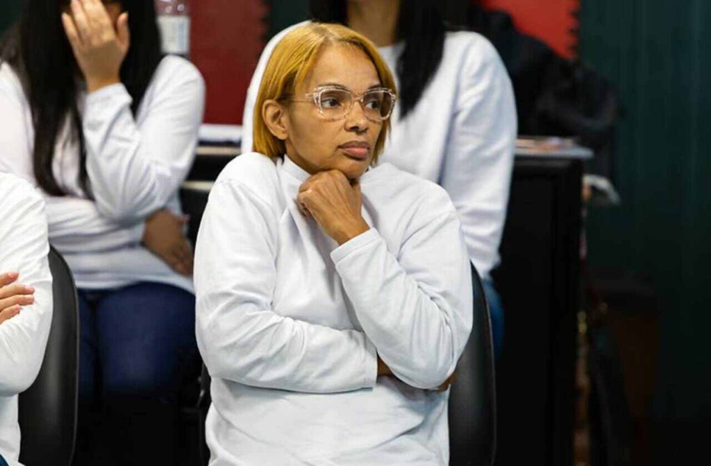 Flordelis é Absolvida em Caso de Celular no Presídio 4 Flordelis é Absolvida em Caso de Celular no Presídio