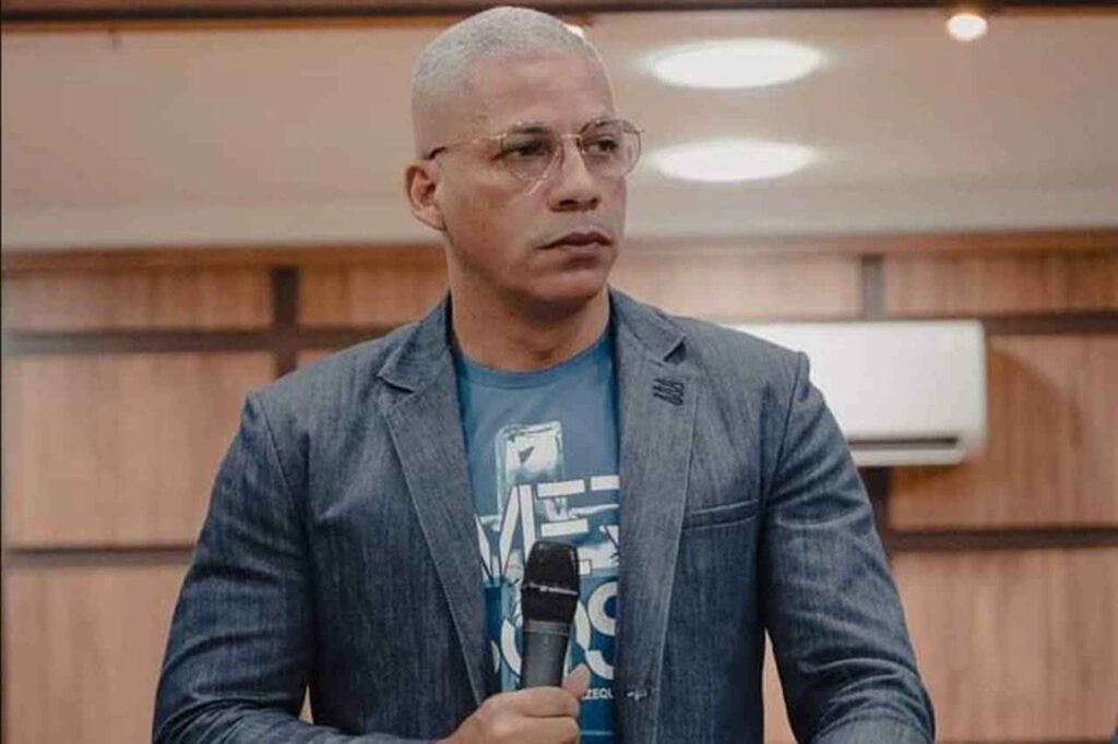 Júnior Trovão Pode Perder Apoio de Igrejas Pequenas nas Eleições