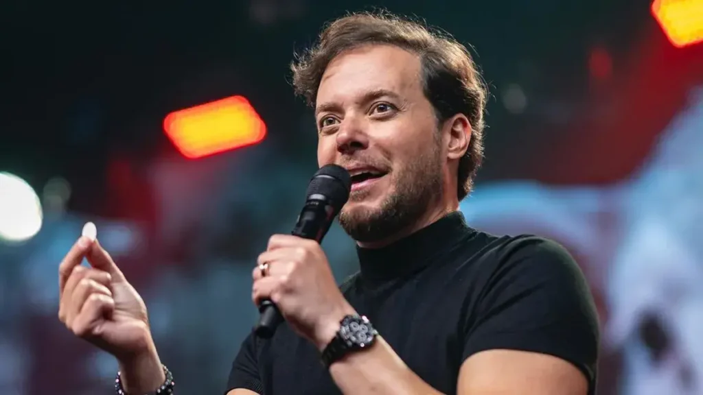 André Valadão Retorna aos Palcos com Foco em Prefeituras