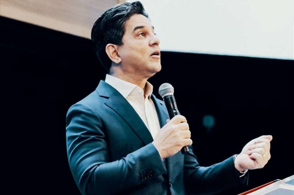 Pastor Jairo Manhães gera polêmica ao falar sobre dízimos