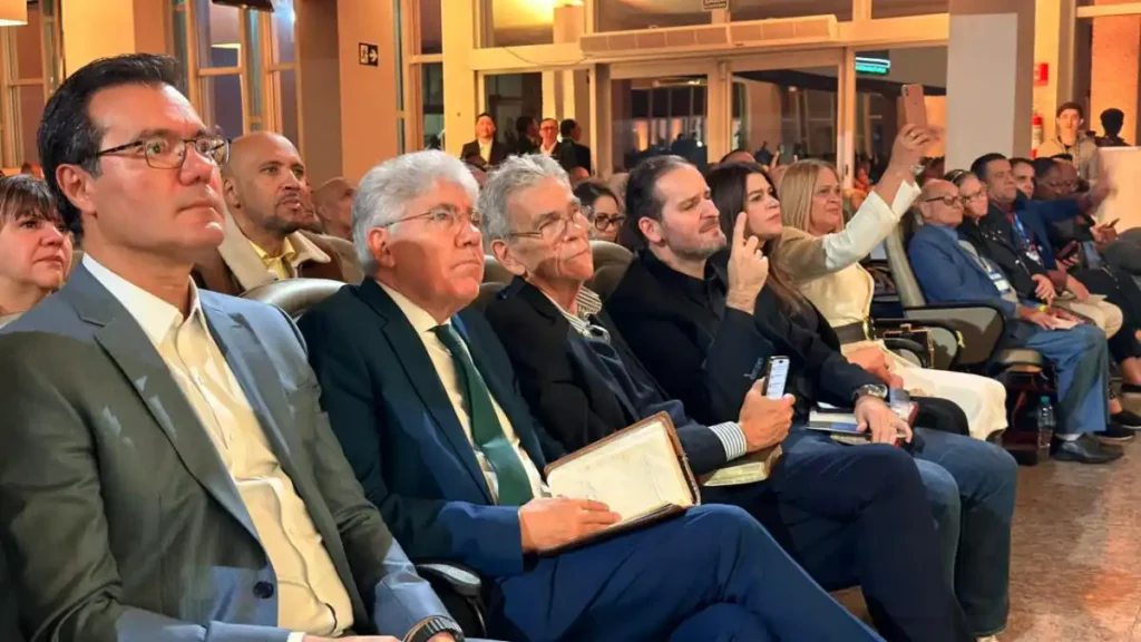 Deputado Alex Madureira Marca Presença na Conferência da ADSA Brasil