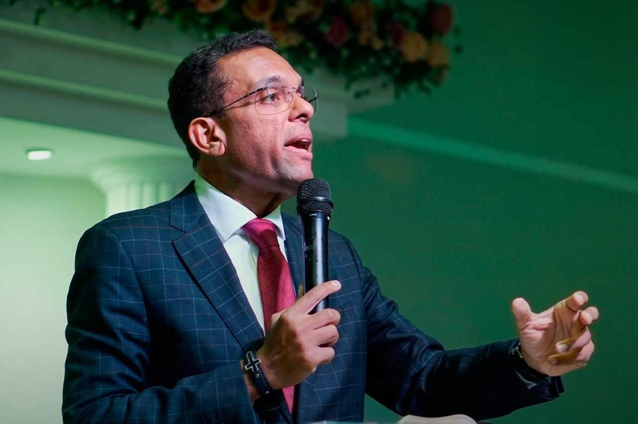 Deputado Otoni de Paula Apoia Michelle Bolsonaro e Damares Alves