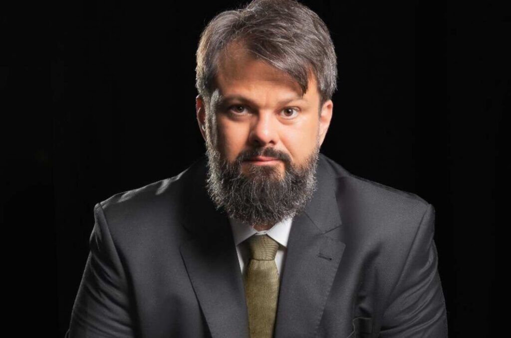 Pastor Tassos Lycurgo critica cristãos que apoiam a esquerda