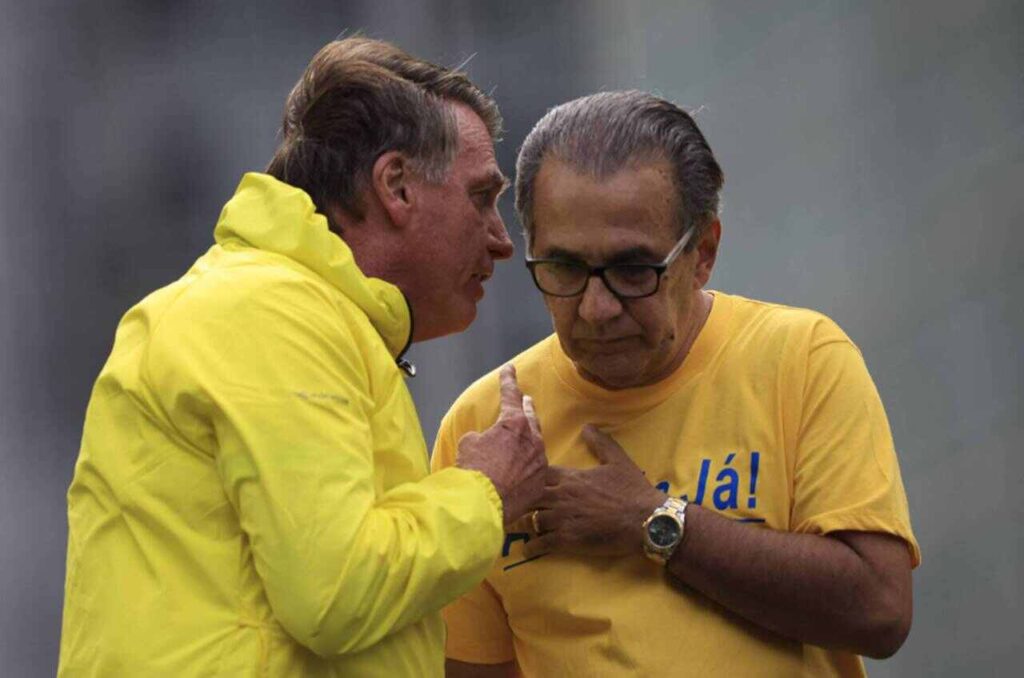 Proibição de Contato Impede Visita de Malafaia a Bolsonaro