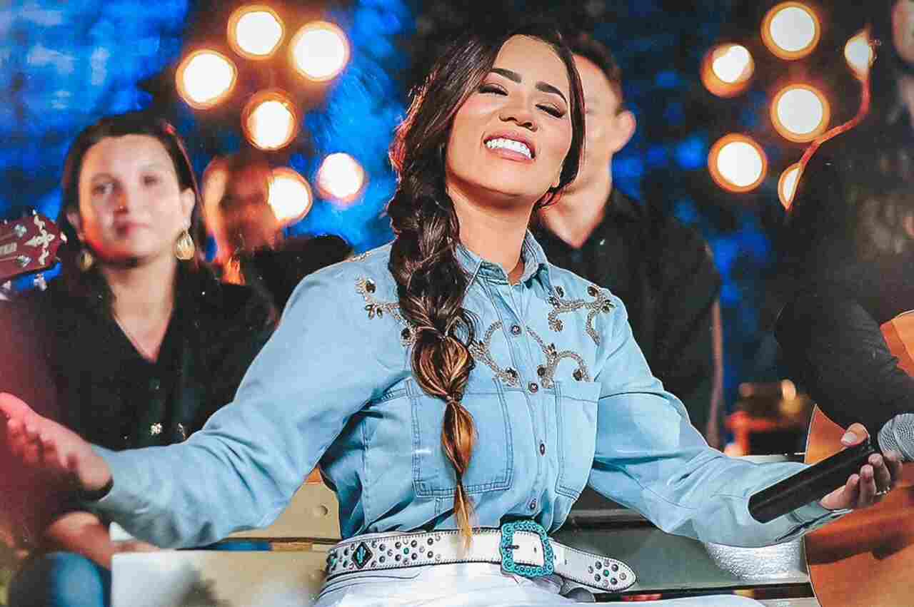 Stefhany Souza rejeita R$ 1 milhão e reafirma compromisso gospel