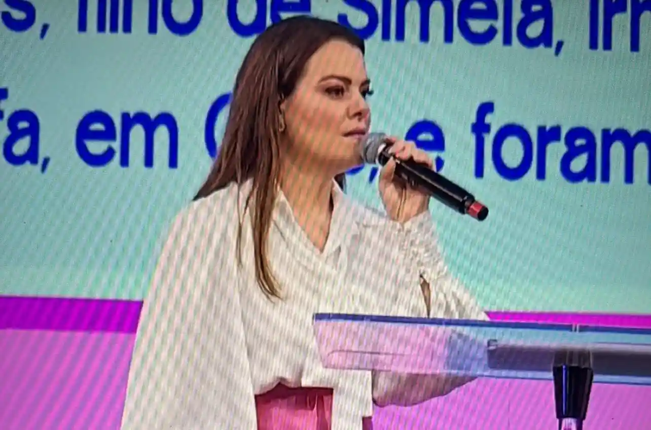 Corte na Transmissão da Pregação de Ana Paula Valadão Gera Controvérsia