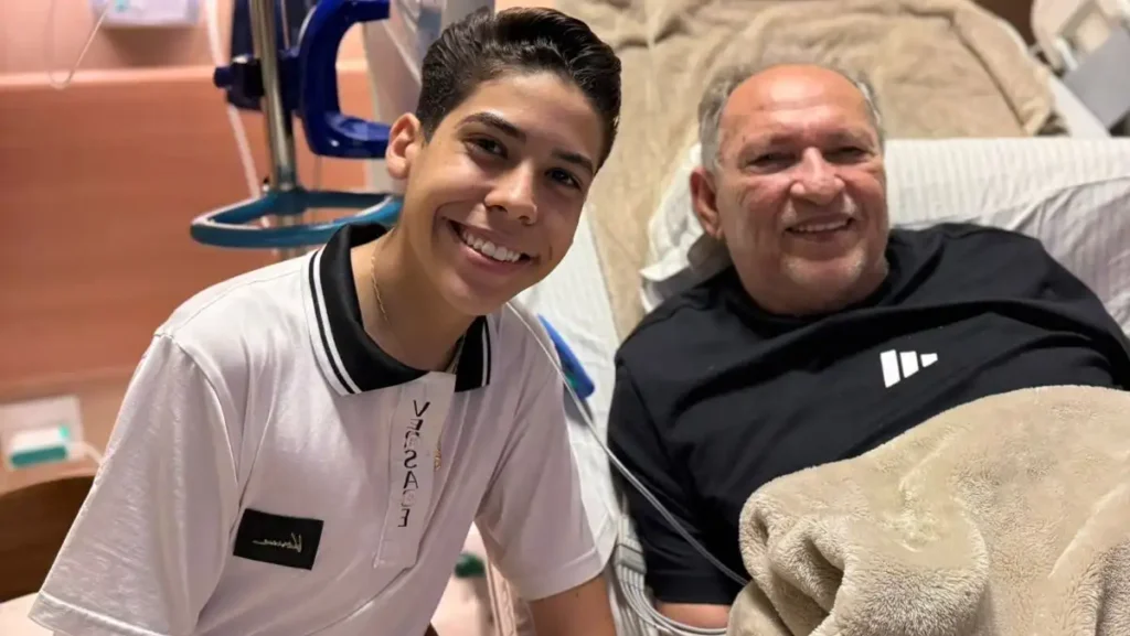 Miguel Oliveira visita Napoleão Falcão antes da alta hospitalar
