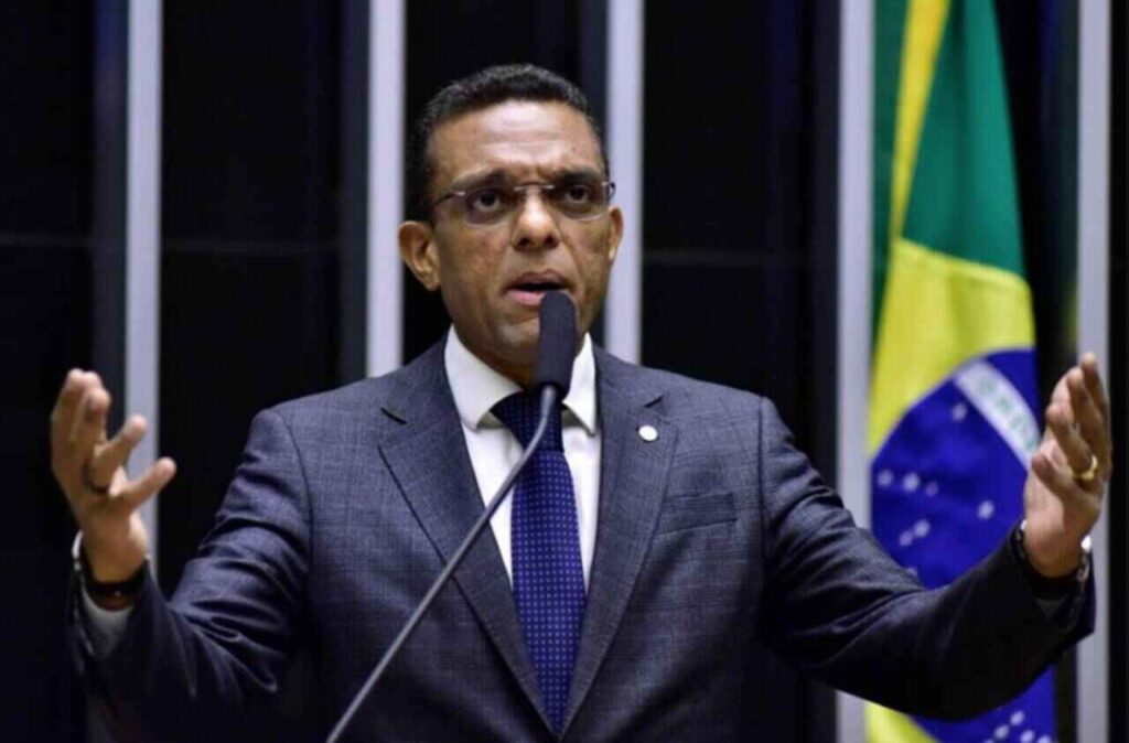 Deputado Otoni de Paula Apoia Indicação de Jorge Messias ao STF