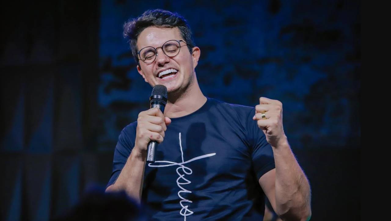 Deive Leonardo é contratado por R$ 290 mil para evento em Boa Vista